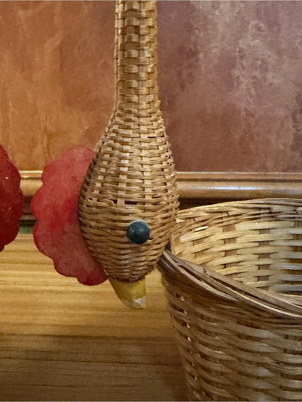 Vintage Woven Wicker Rooster Baskets Set of 2 Bird Gathering Farmhouse Decor